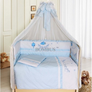 Комплект в кроватку Bombus Веселая семейка цвет голубой