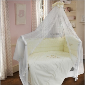 Комплект в кроватку Bombus Франсуаза с вышивкой